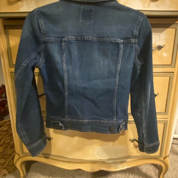 Old Navy Women’s Denim Jacket - Picture 5 of 10